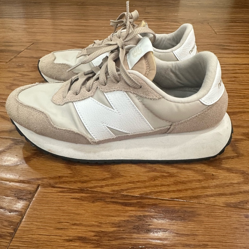 New Balance Tan and White Casual Sneakers 237 model